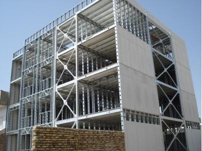 طراحی و ساخت انواع سازه های فلزی-تولید کننده و مجری سازه های ال اس اف ایده آل جهت اضافه طبقه و ساخت ویلا(LSF)