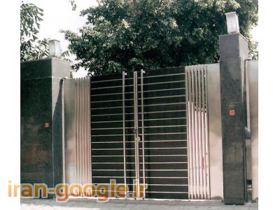 چوبی و شیشه‌ای در تهران-اراتیل- aratil/ سازنده درب و مصنوعات دکوراسیون استیل