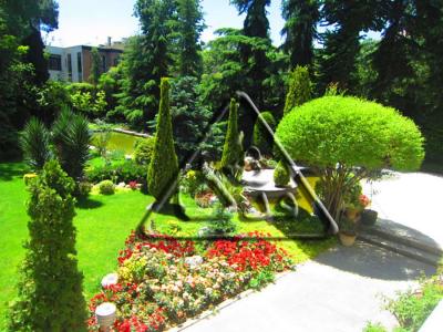 اجرا-زیباترین و بهترین و جذابترین باغ گل در شمال تهران