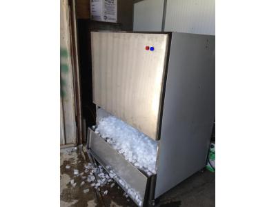 تولید دستگاه های یخ ساز حبه ای-تولید و فروش دستگاه  یخساز حبه ای و قالبی ، یخ ساز 