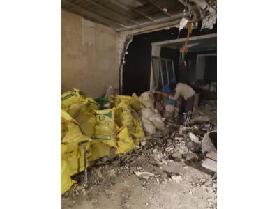 سعادت آباد-تخریب و خاکبرداری ساختمان بتنی و کلنگی