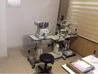 کلینیک چشم پزشکی در سعادت آباد- چشم پزشکی  و بینایی سنجی ، عینک شاندیز در سعادت آباد